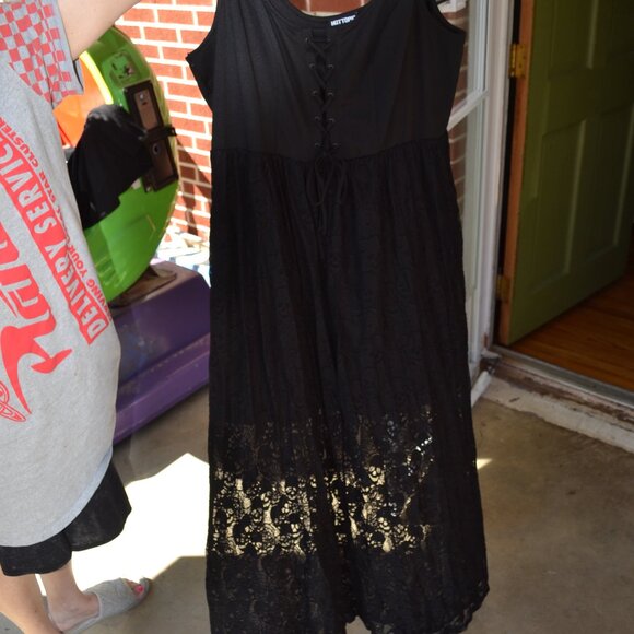 Hot Topic Dress size 2 Maxi Skull Lace Short Lined Lace Front Sleeveless Goth - Picture 1 of 6